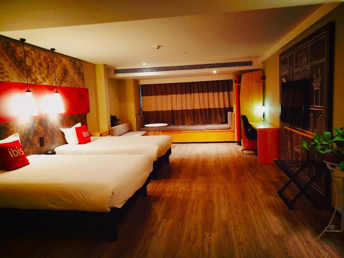Ibis Xi'An North Train Station Executive Center Hotell Exteriör bild