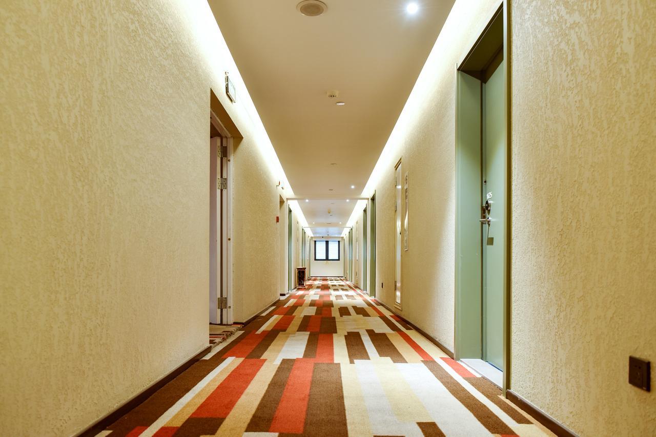 Ibis Xi'An North Train Station Executive Center Hotell Exteriör bild
